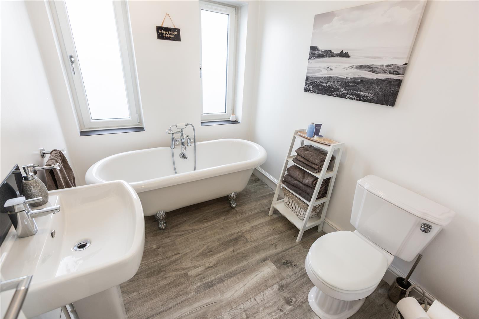 Bryn Road, Loughor, Swansea, SA4 6PR